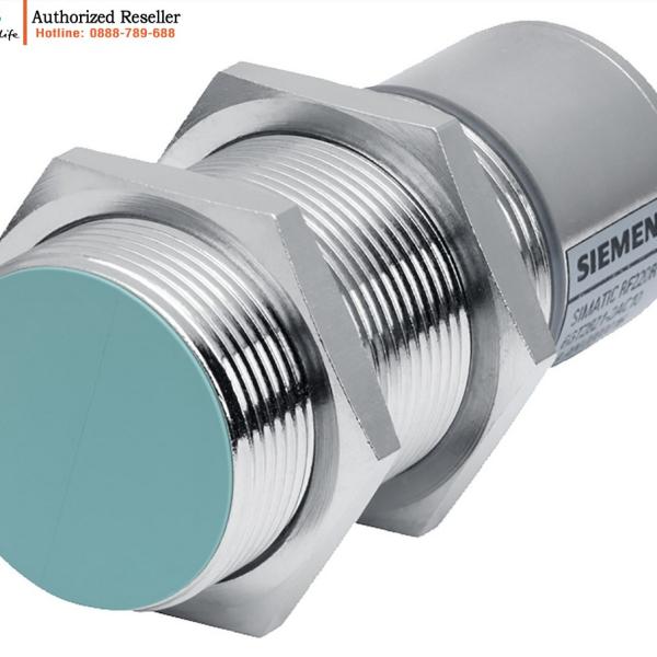 Đầu đọc RFID SIMATIC RF200 RF220R IO-Link IP67 6GT2821-2BC32